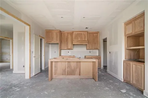 $653,000 | 17806 West 96th Street, Lenexa, KS 66219