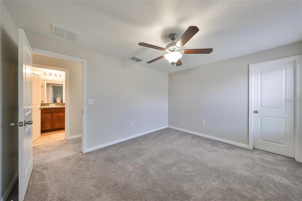 6328 Lantern View Place Apollo Beach, FL 33572 - Photo 26 of 43