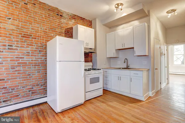 $1,100 | 1837 Bolton Street, Unit 2, Baltimore, MD 21217