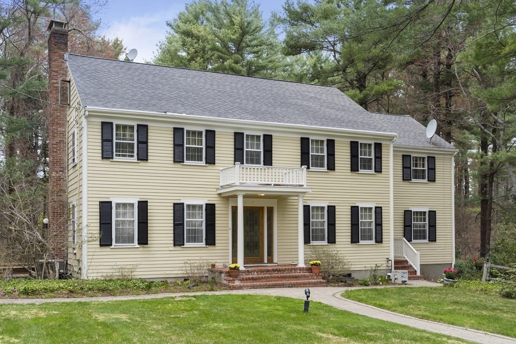 29 Saddle Ridge Road Dover, MA 02030 - Photo 2 of 34 Gallery Image 2