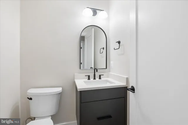 $2,950,000 | 2929 North Greencastle Street, Arlington, VA 22207