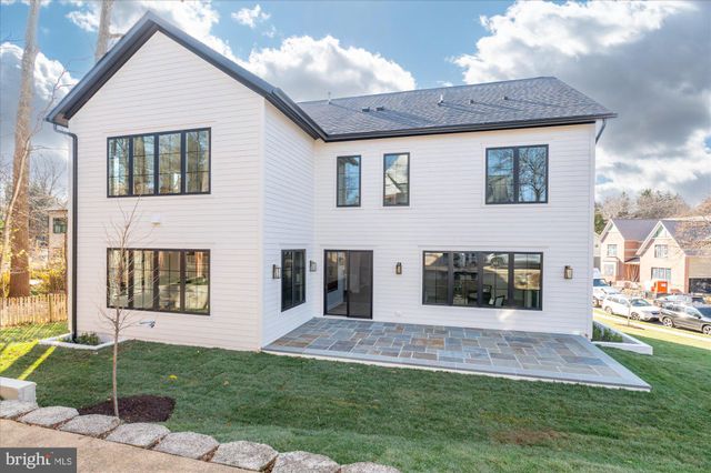 $2,950,000 | 2929 North Greencastle Street, Arlington, VA 22207