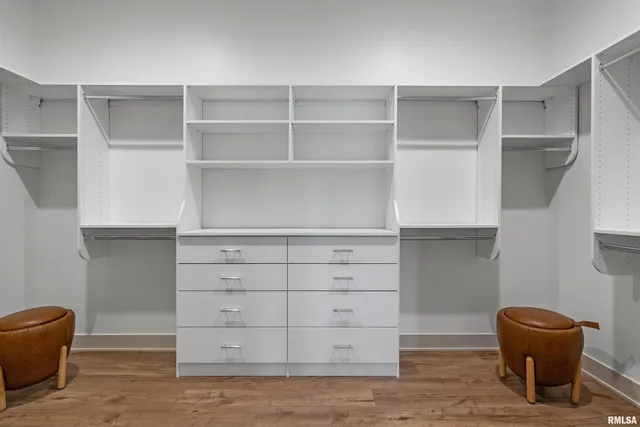 $875,000 | 6638 Pelican Street, Bettendorf, IA 52722