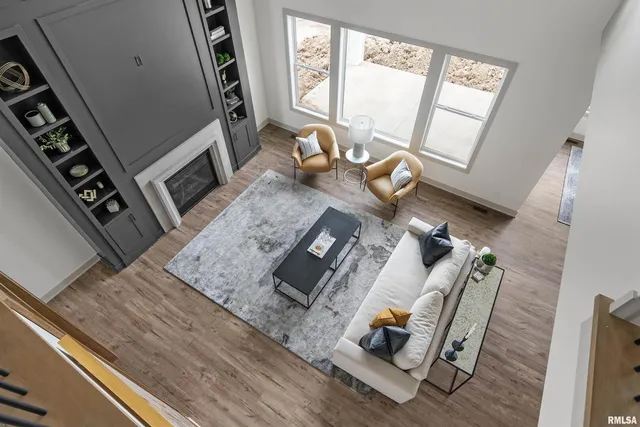 $875,000 | 6638 Pelican Street, Bettendorf, IA 52722