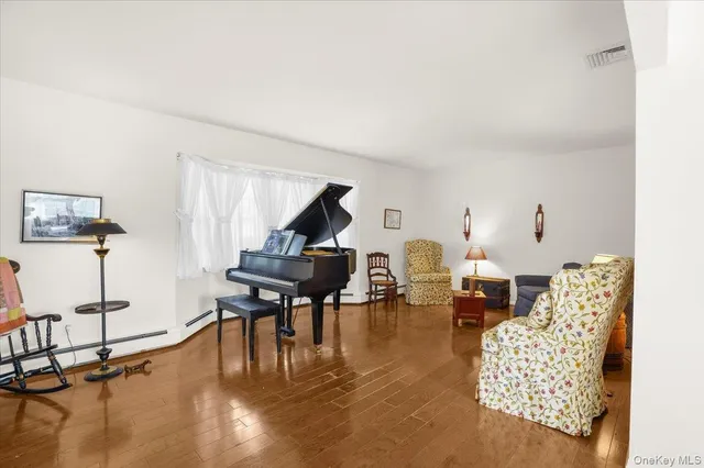 a view of a lake with houses