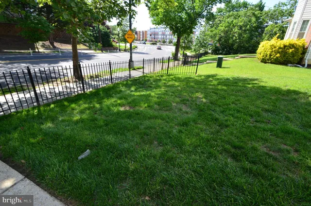 $3,100 | 4 Ridge Road Southeast, Washington, DC 20019