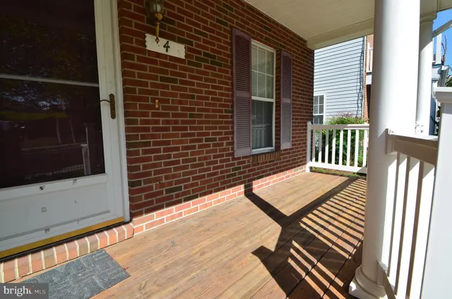 $3,100 | 4 Ridge Road Southeast, Washington, DC 20019