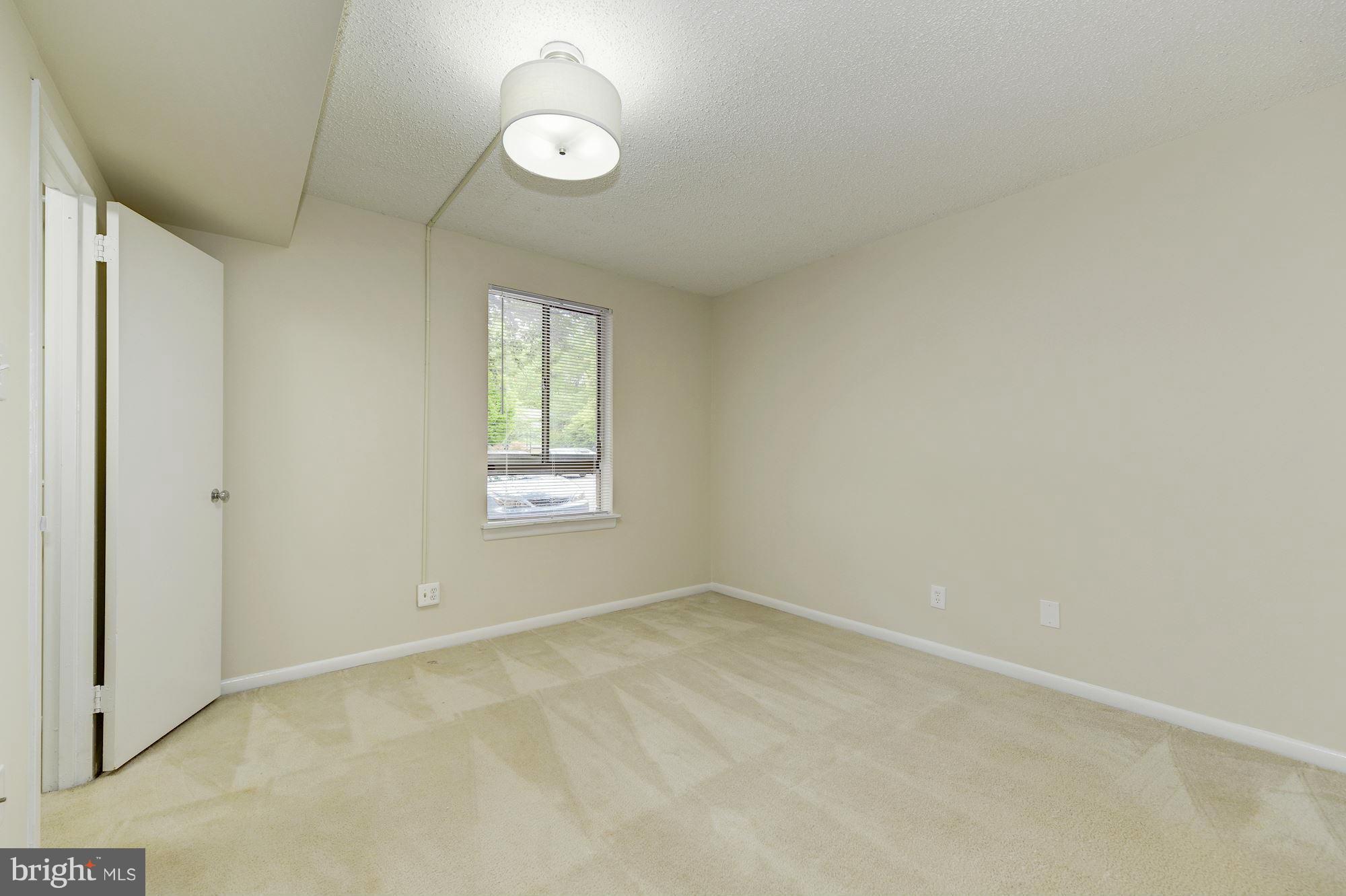 11641 Stoneview Square, Unit 2B Reston, VA 20191 - Photo 20 of 28 Bedroom