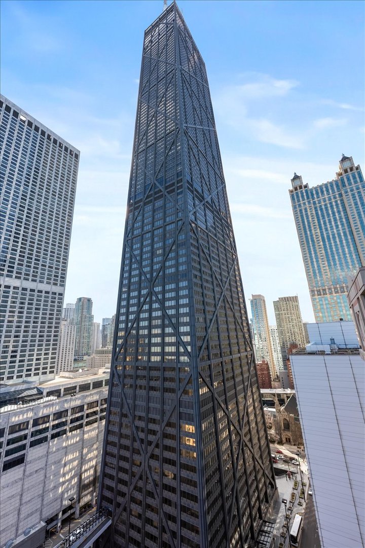 200 East Delaware Place, Unit 32AF Chicago, IL 60611 - Photo 39 of 56