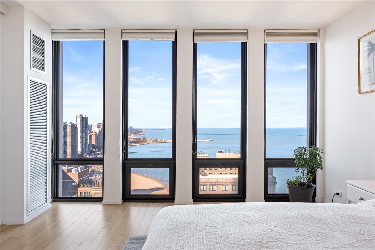 200 East Delaware Place, Unit 32AF Chicago, IL 60611 - Photo 45 of 56