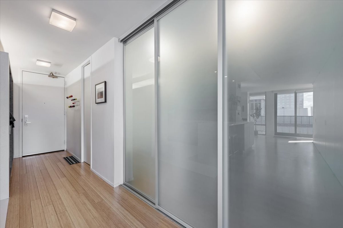 200 East Delaware Place, Unit 32AF Chicago, IL 60611 - Photo 50 of 56