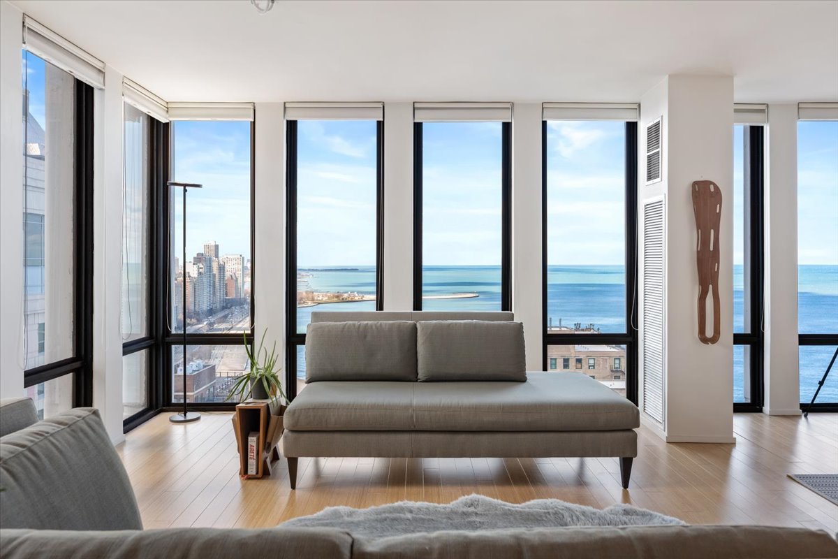 200 East Delaware Place, Unit 32AF Chicago, IL 60611 - Photo 9 of 56