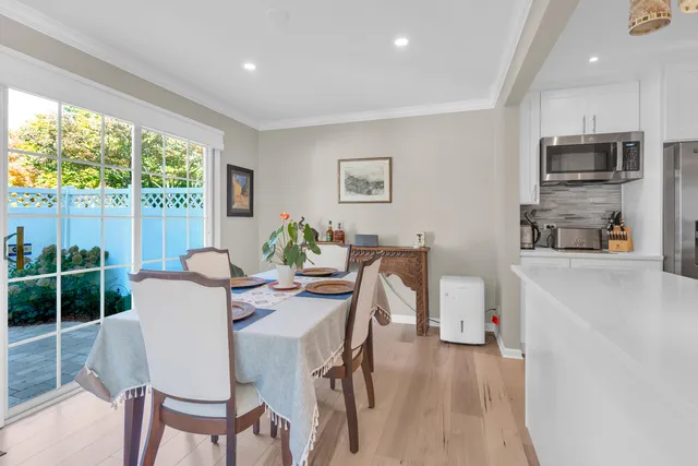 $424,900 | 473 Le Parc Circle, Buffalo Grove, IL 60089