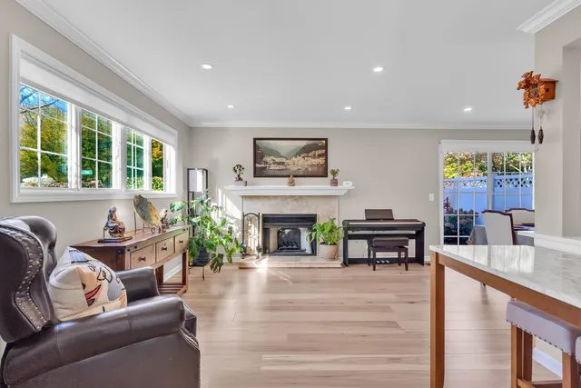 $424,900 | 473 Le Parc Circle, Buffalo Grove, IL 60089