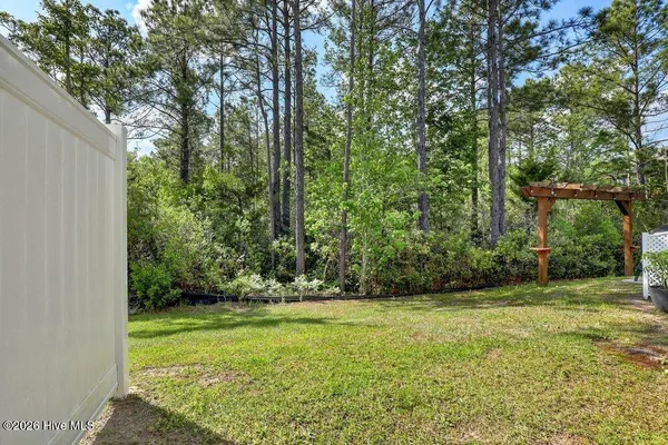 $1,900 | 424 Guppy Loop Road, Sneads Ferry, NC 28460