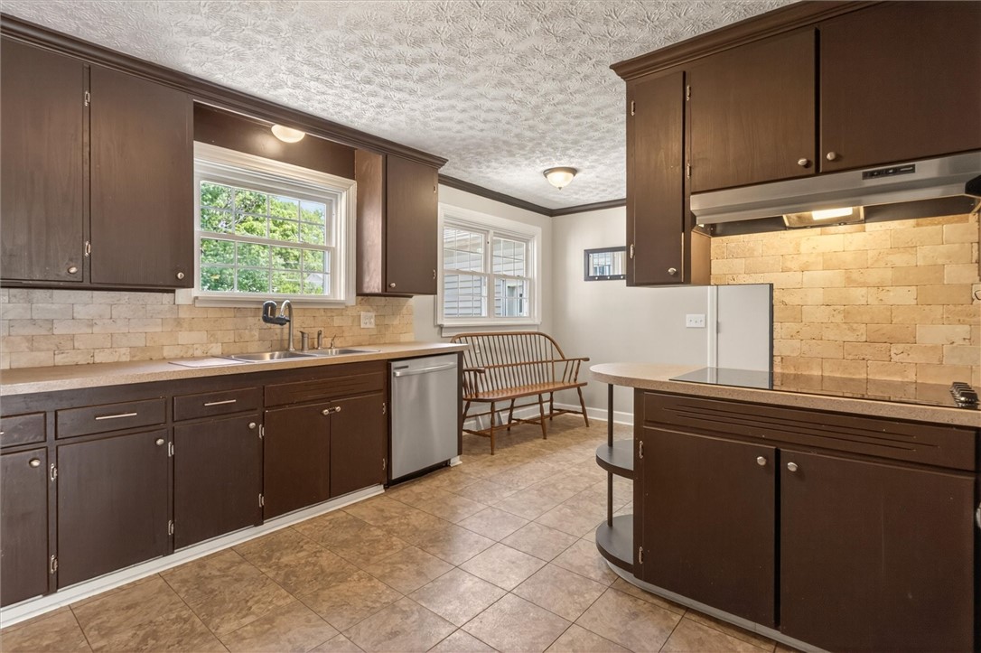 1792 Winton Road North Irondequoit, NY 14609 - Photo 28 of 48