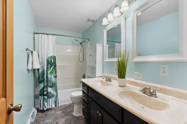 $438,000 | 26W250 Case Avenue, Naperville, IL 60563