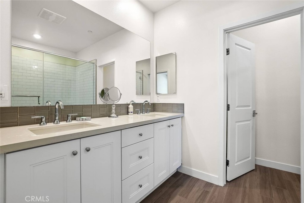 985 Doheny Way Dana Point, CA 92629 - Photo 10 of 53