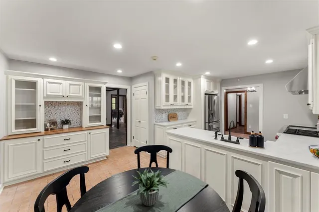 $499,900 | 701 Fleming Drive, Mount Pleasant, TX 75455