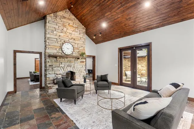 $499,900 | 701 Fleming Drive, Mount Pleasant, TX 75455