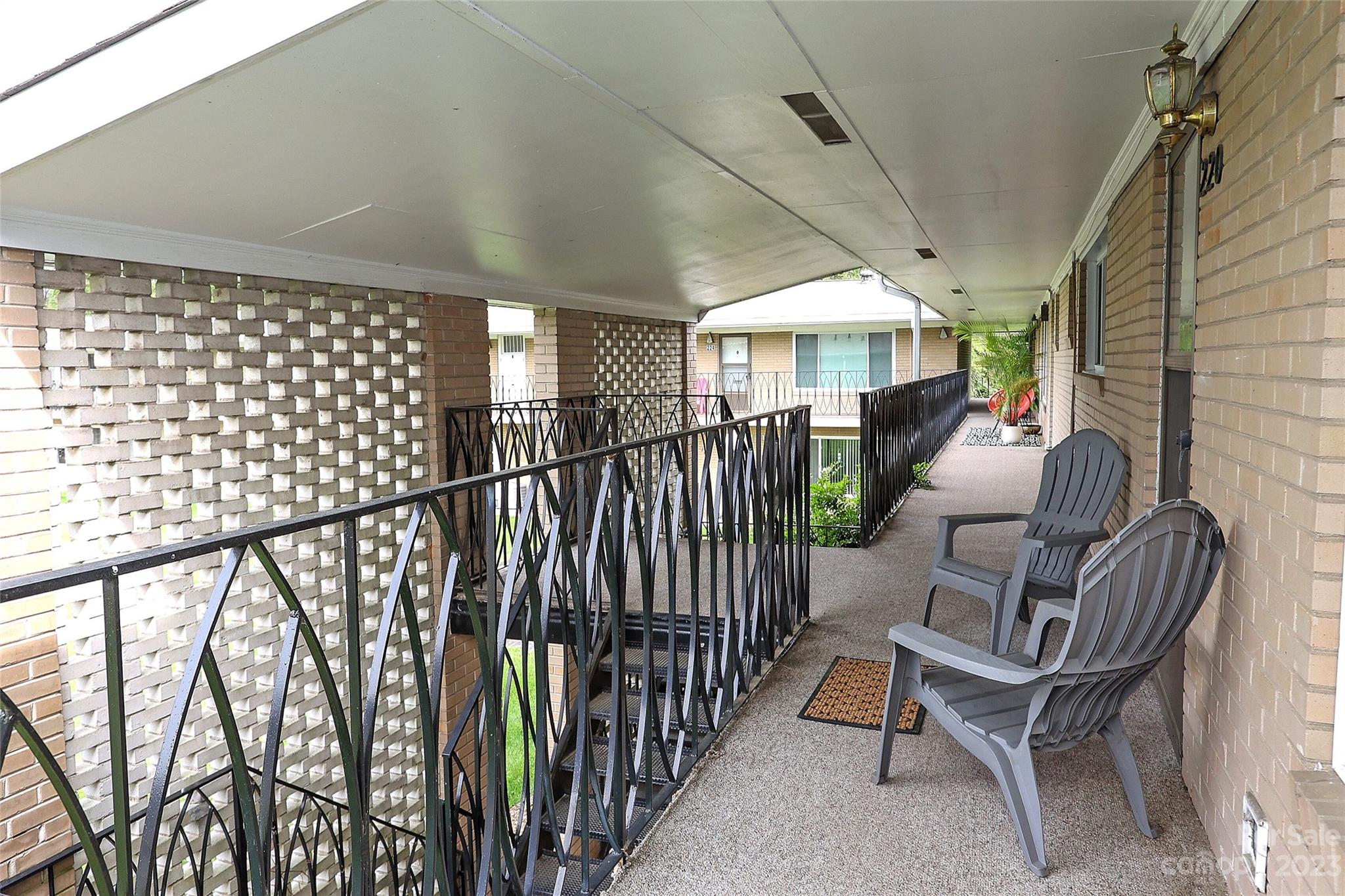 3010 Crosby Road, Unit 220 Charlotte, NC 28211 - Photo 38 of 39 a view of entryway with patio