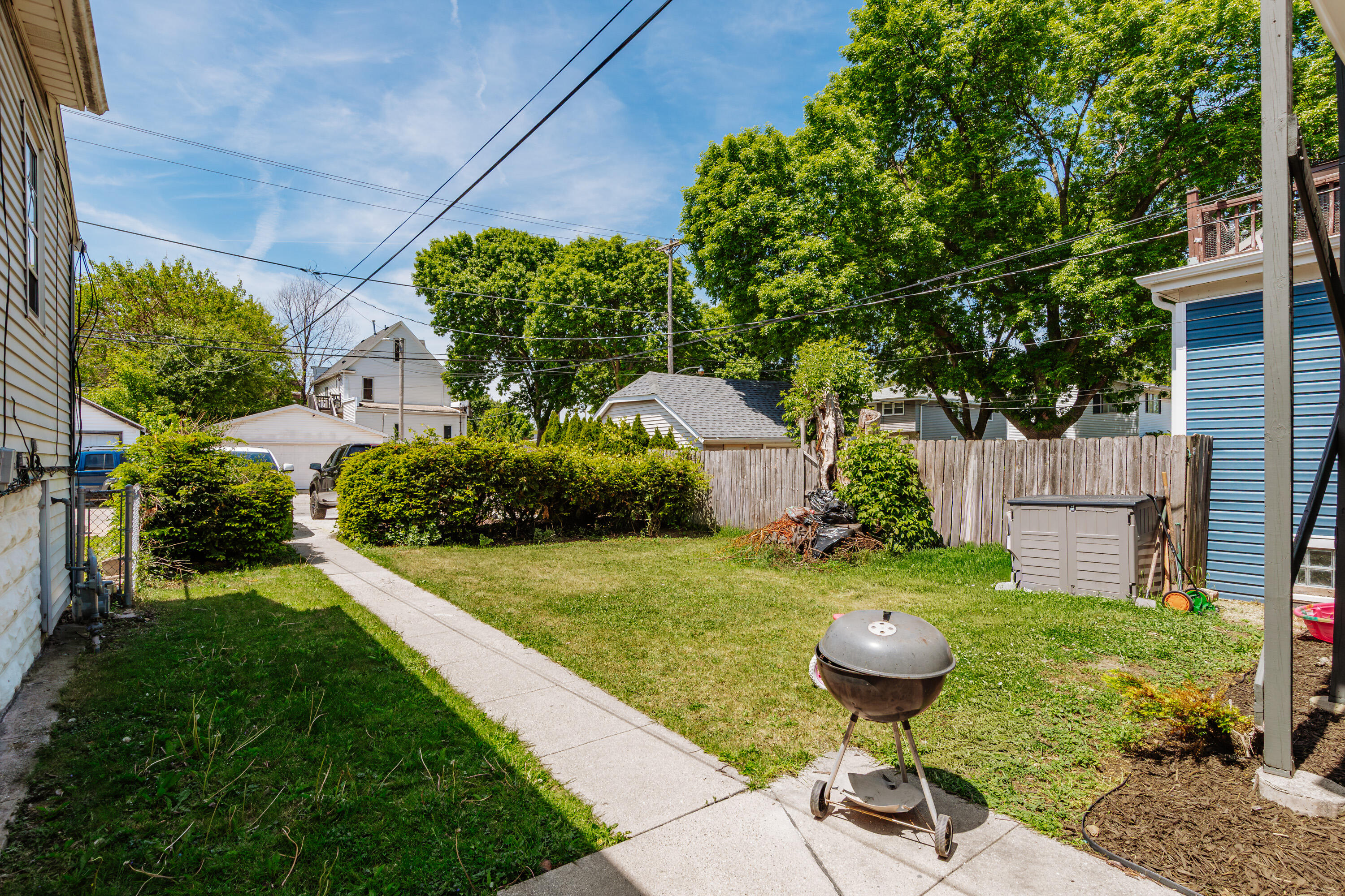 2807 South 9th Street Milwaukee, WI 53215 - Photo 25 of 30 Backyard