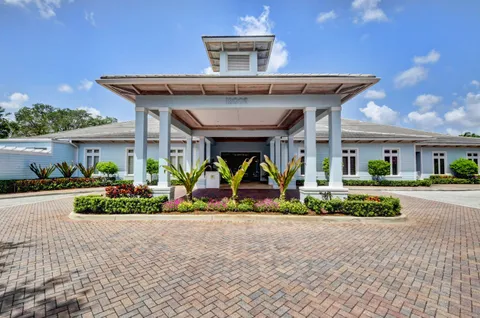 $749,900 | 2 Fairway Villas, Boynton Beach, FL 33436