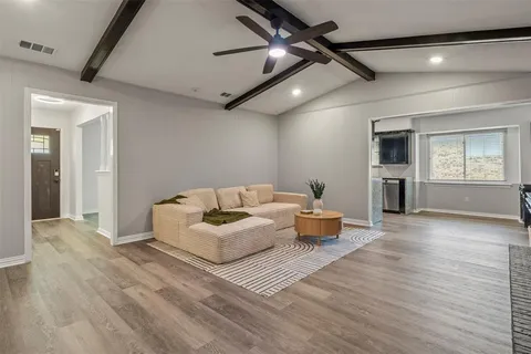 $270,000 | 152 Stardust Lane, DeSoto, TX 75115