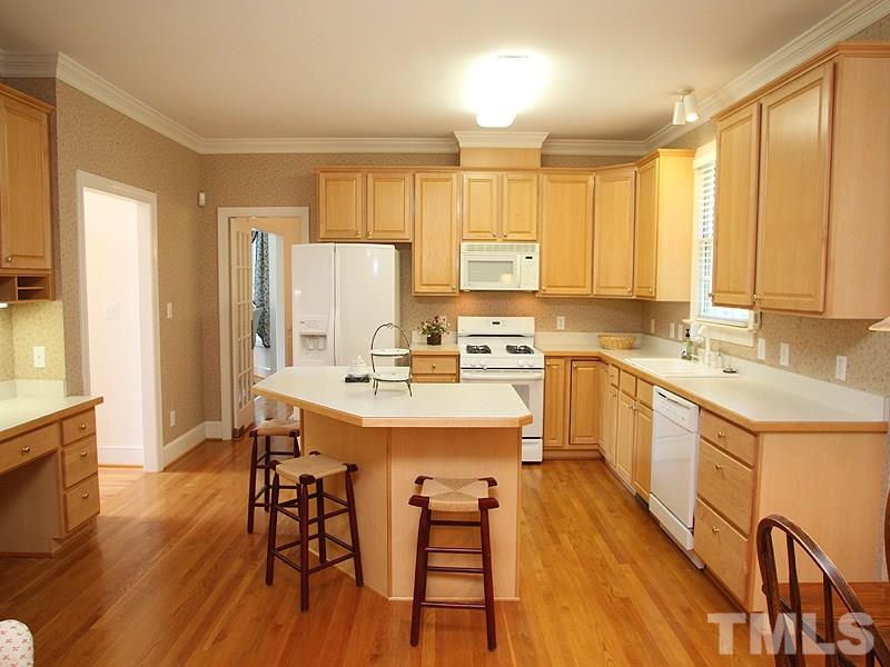 401 Pradera Way Raleigh, NC 27615 - Photo 4 of 12 Gallery Image 4