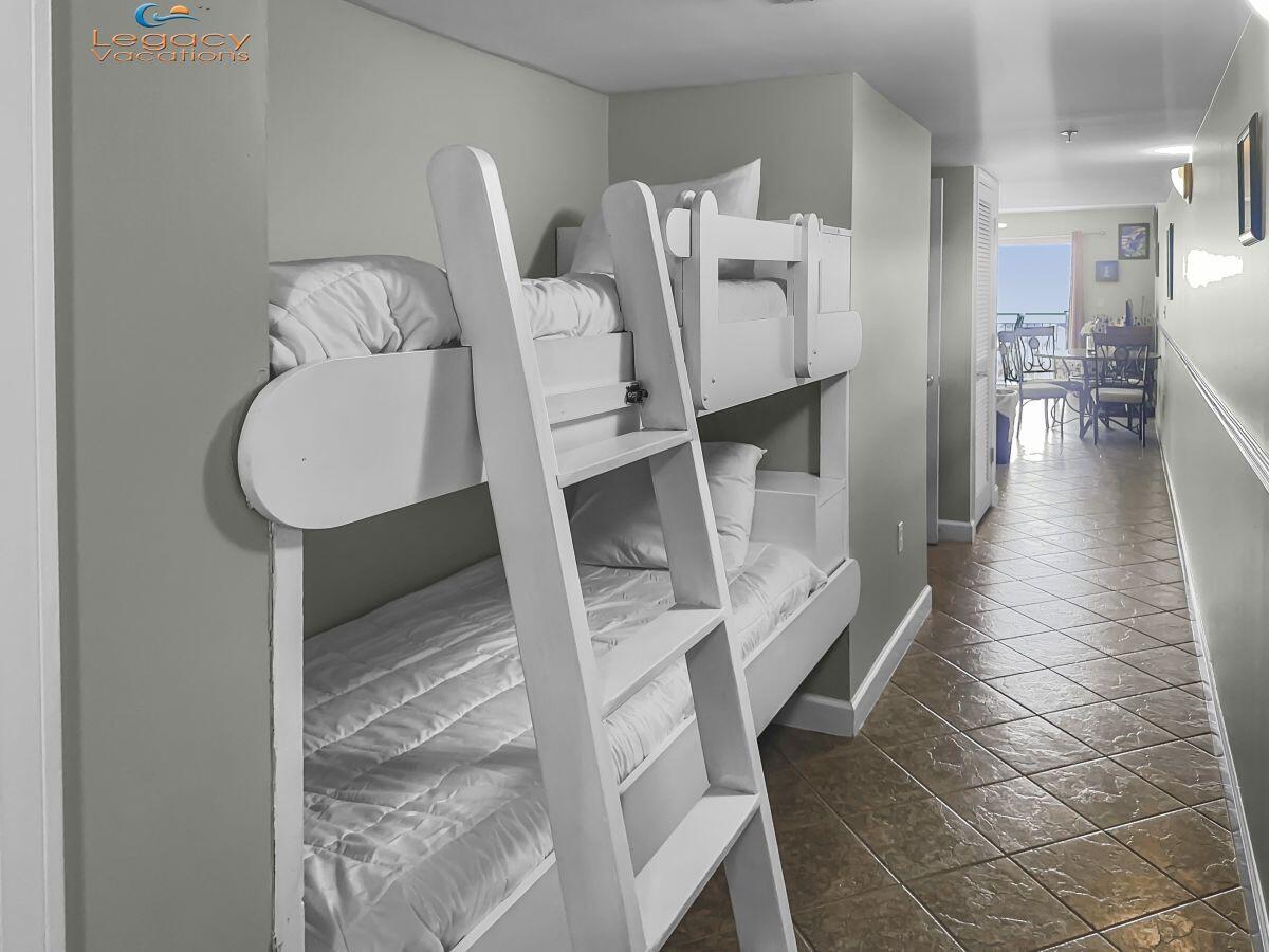 866 Santa Rosa Boulevard, Unit 106 Fort Walton Beach, FL 32548 - Photo 14 of 33 Pelican Isle Bunks