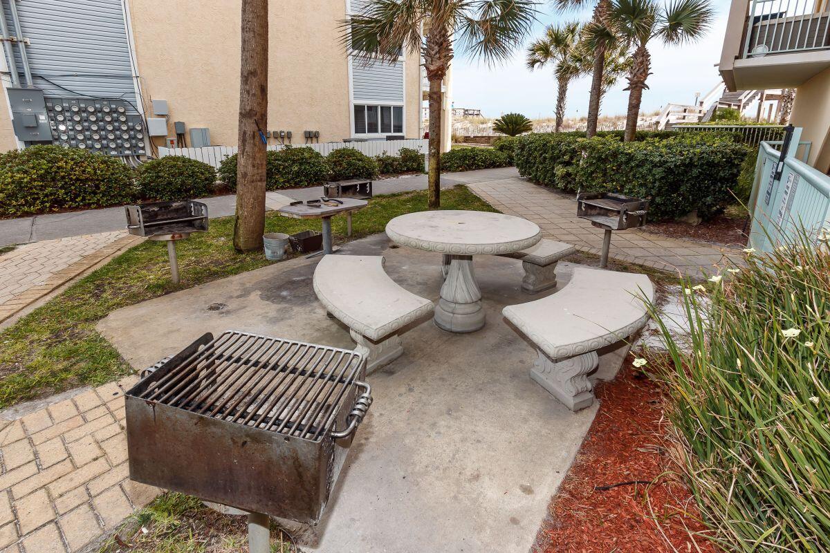 866 Santa Rosa Boulevard, Unit 106 Fort Walton Beach, FL 32548 - Photo 29 of 33 Pelican Isle Barbq