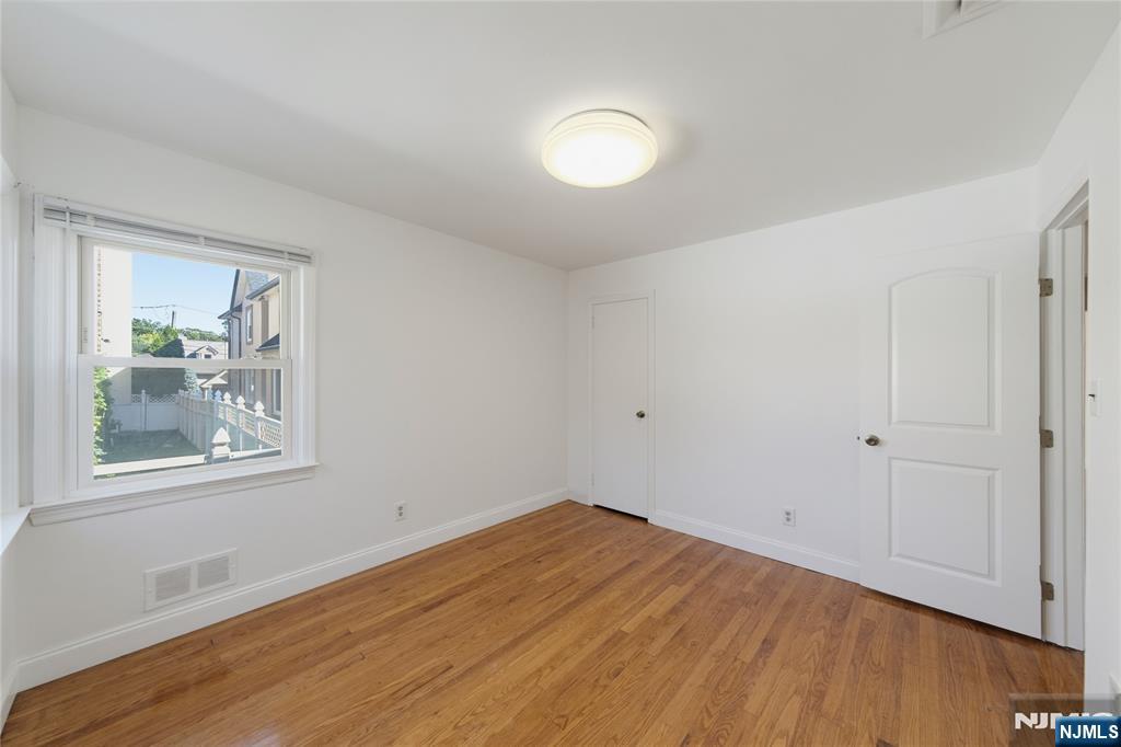 495 Bluff Road Fort Lee, NJ 07024 - Photo 17 of 37 Gallery Image 17