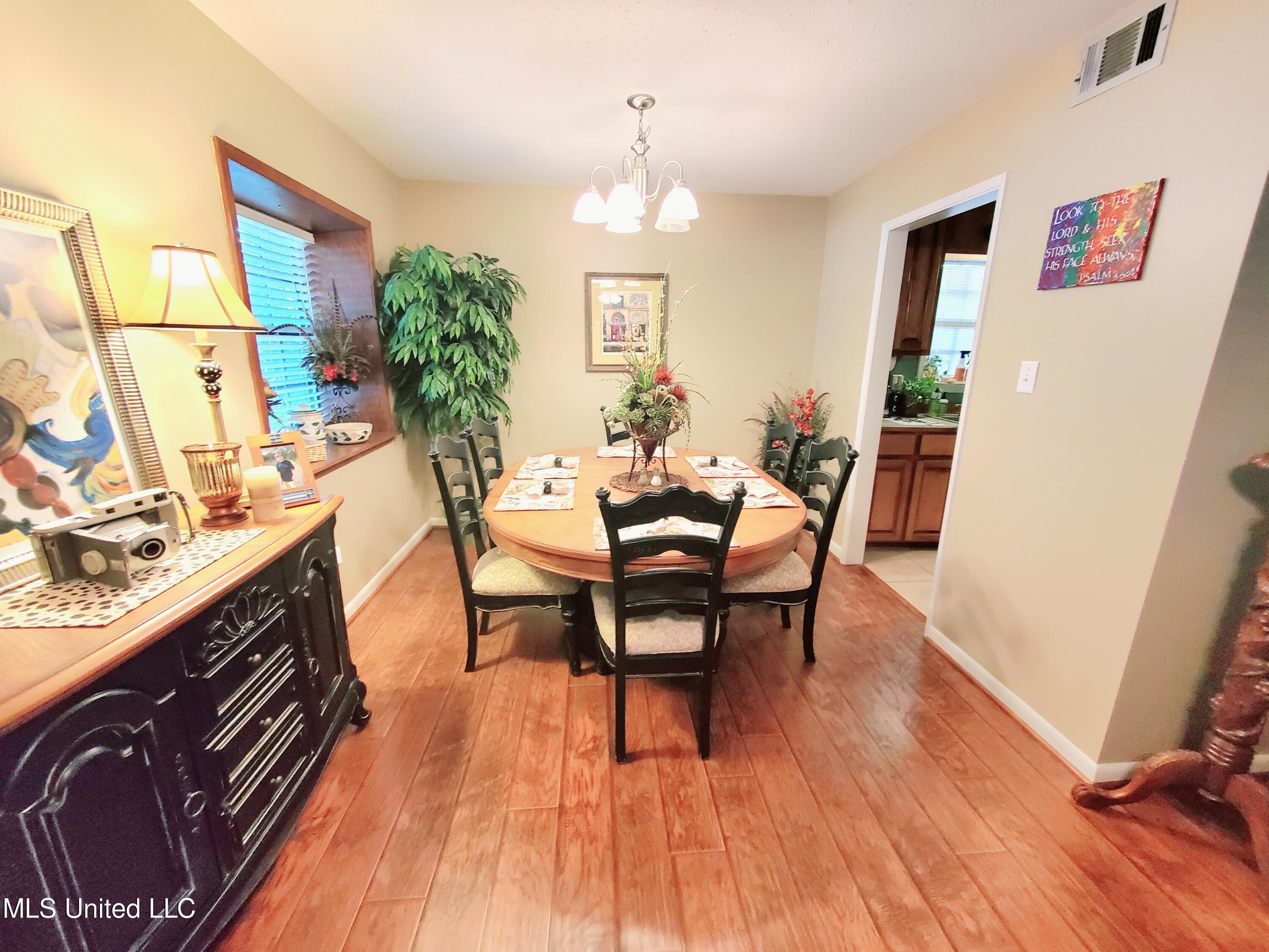 3205 Nottingham Road Ocean Springs, MS 39564 - Photo 13 of 38 20220624_104211