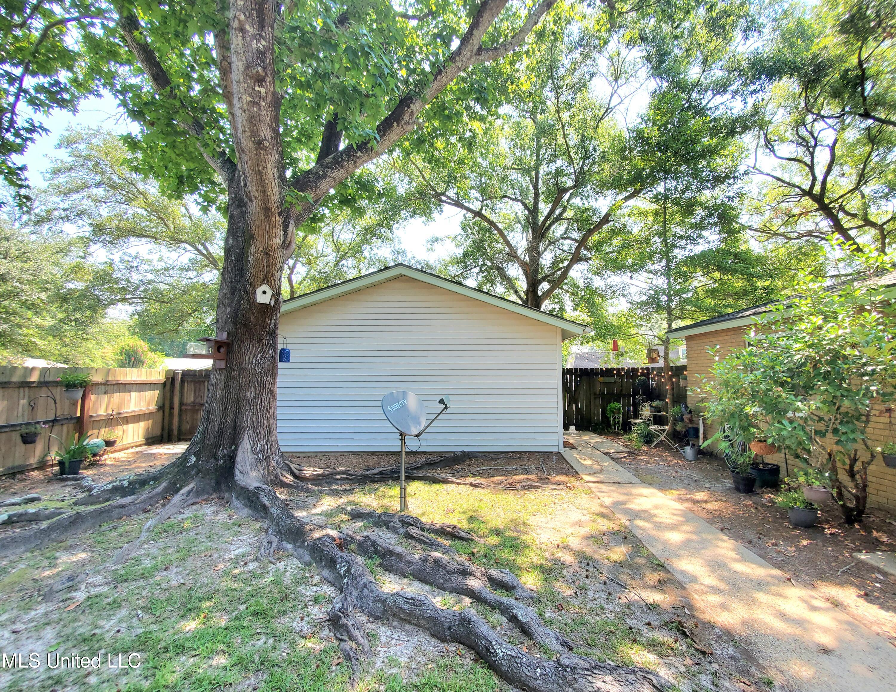 3205 Nottingham Road Ocean Springs, MS 39564 - Photo 10 of 38 20220624_111820