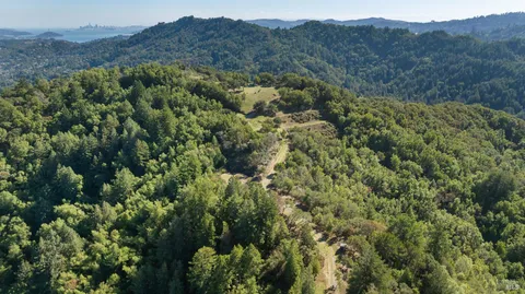 $19,000,000 | 128 Ridgecrest Road, Kentfield, CA 94904