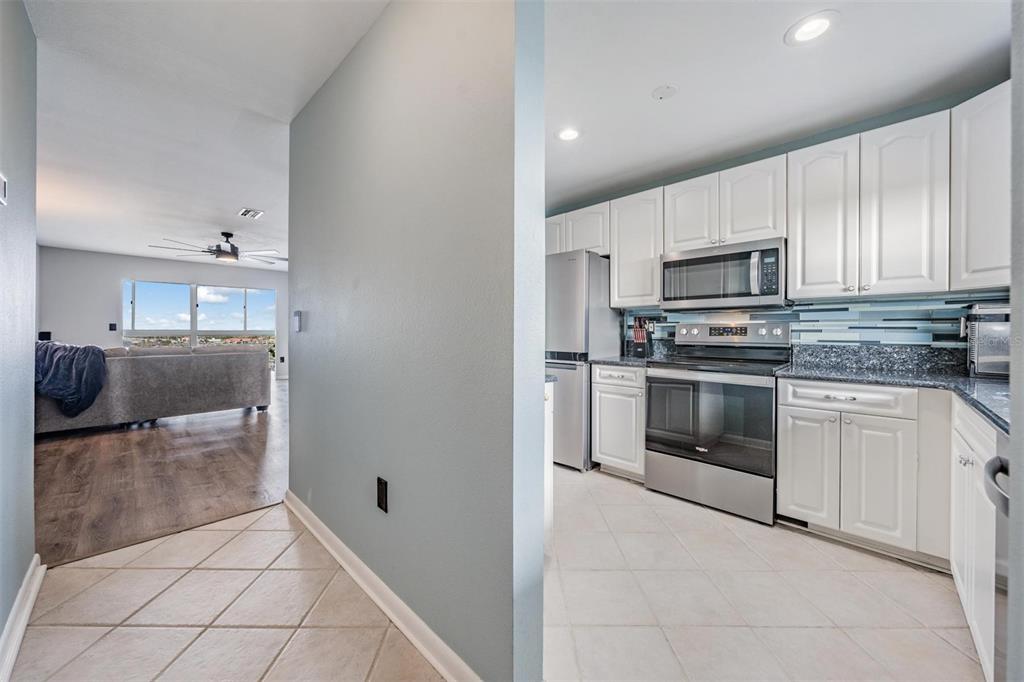 4939 Floramar Terrace, Unit 914 New Port Richey, FL 34652 - Photo 7 of 37
