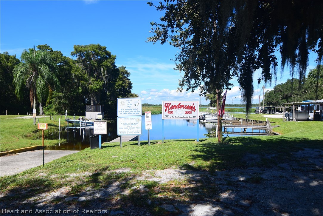 14 Henderson Road Lake Placid, FL 33852 - Photo 26 of 28 a view of a park with slide