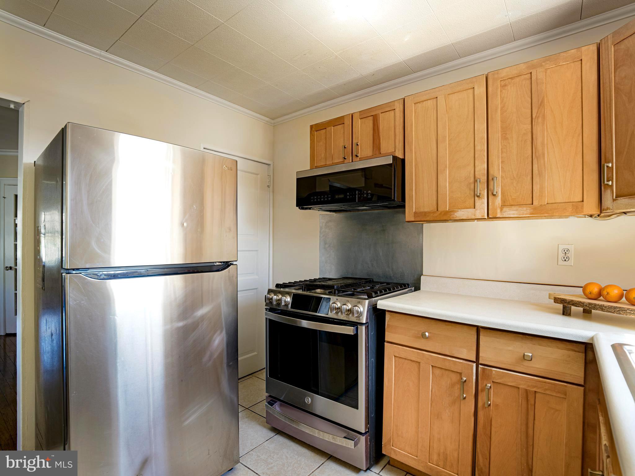 436 St Davids Avenue Wayne, PA 19087 - Photo 13 of 31 Kitchen