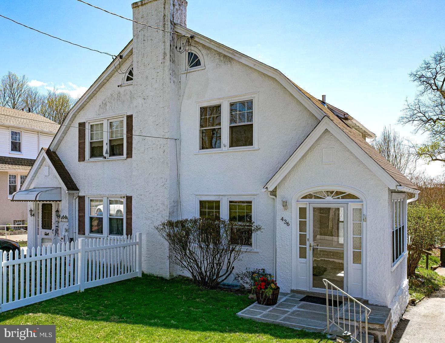 436 St Davids Avenue Wayne, PA 19087 - Photo 2 of 31 Front Entrance