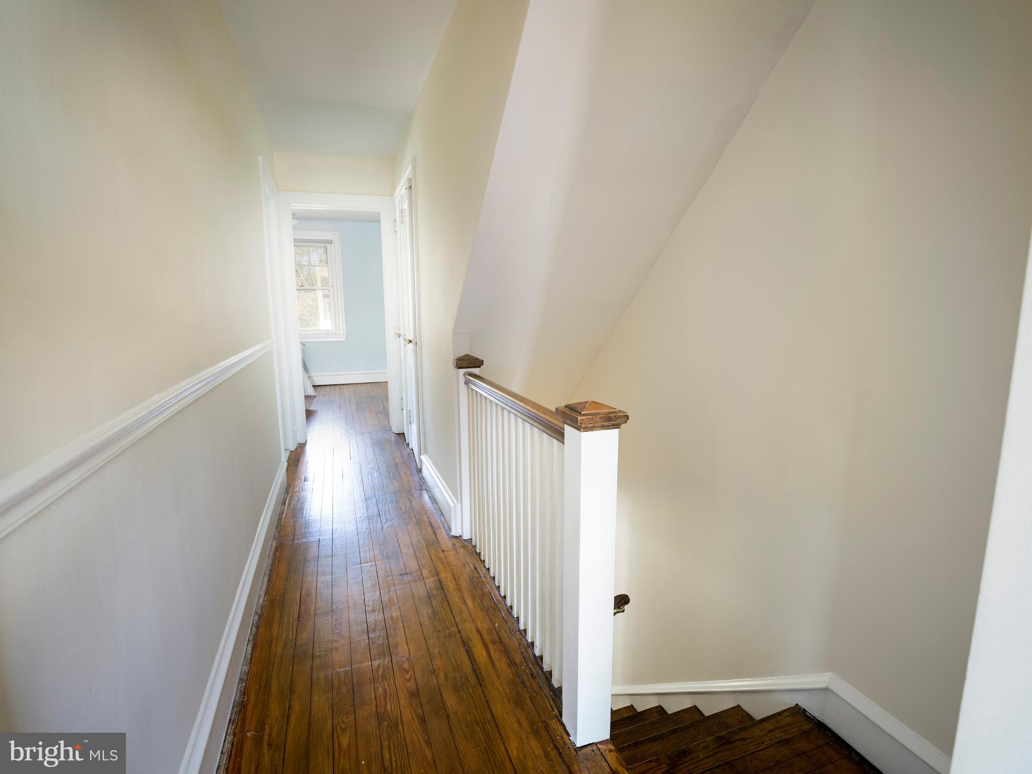 436 St Davids Avenue Wayne, PA 19087 - Photo 21 of 31 2nd Floor Hallway