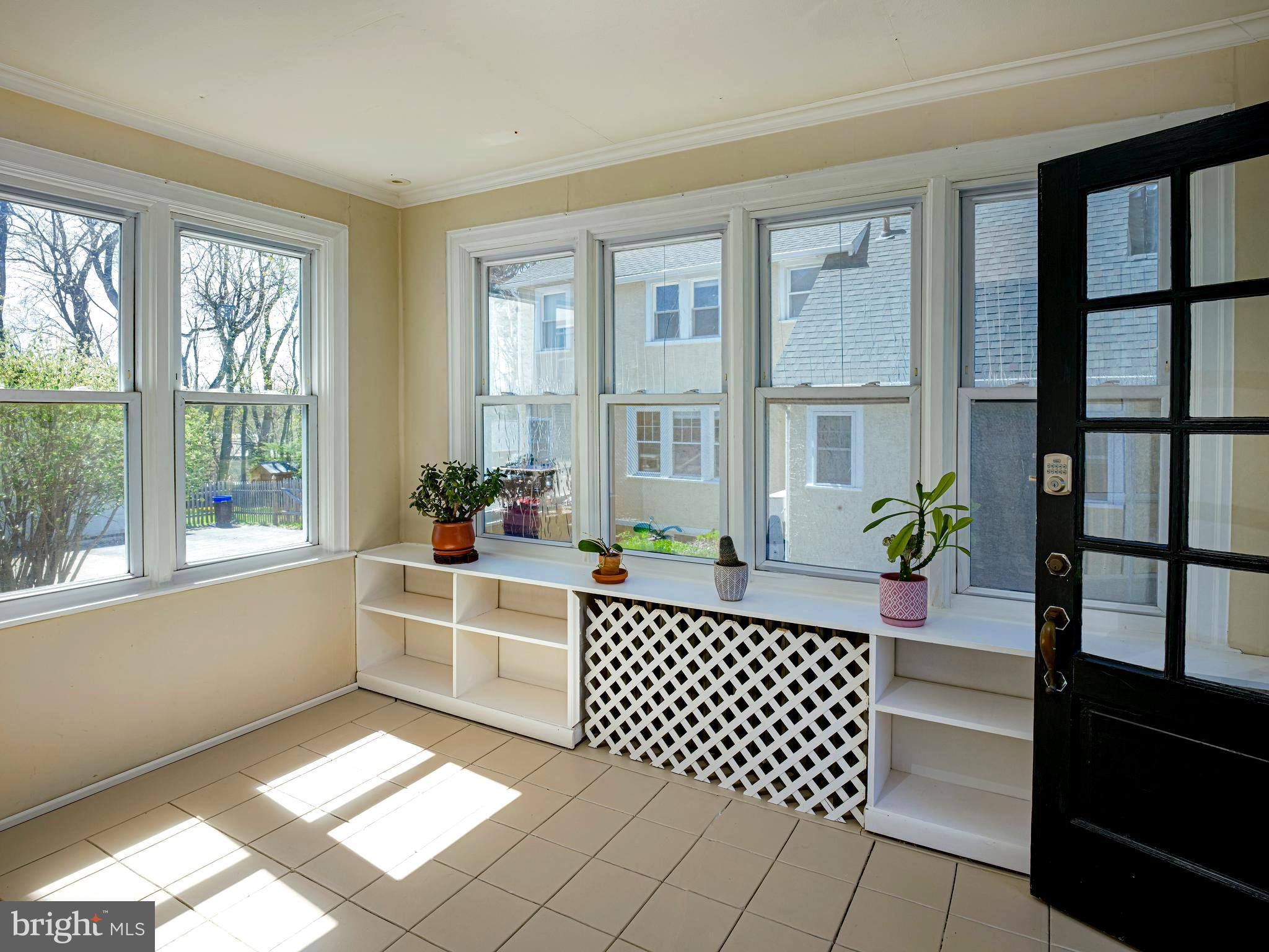 436 St Davids Avenue Wayne, PA 19087 - Photo 5 of 31 Main Entrance/ Sunroom