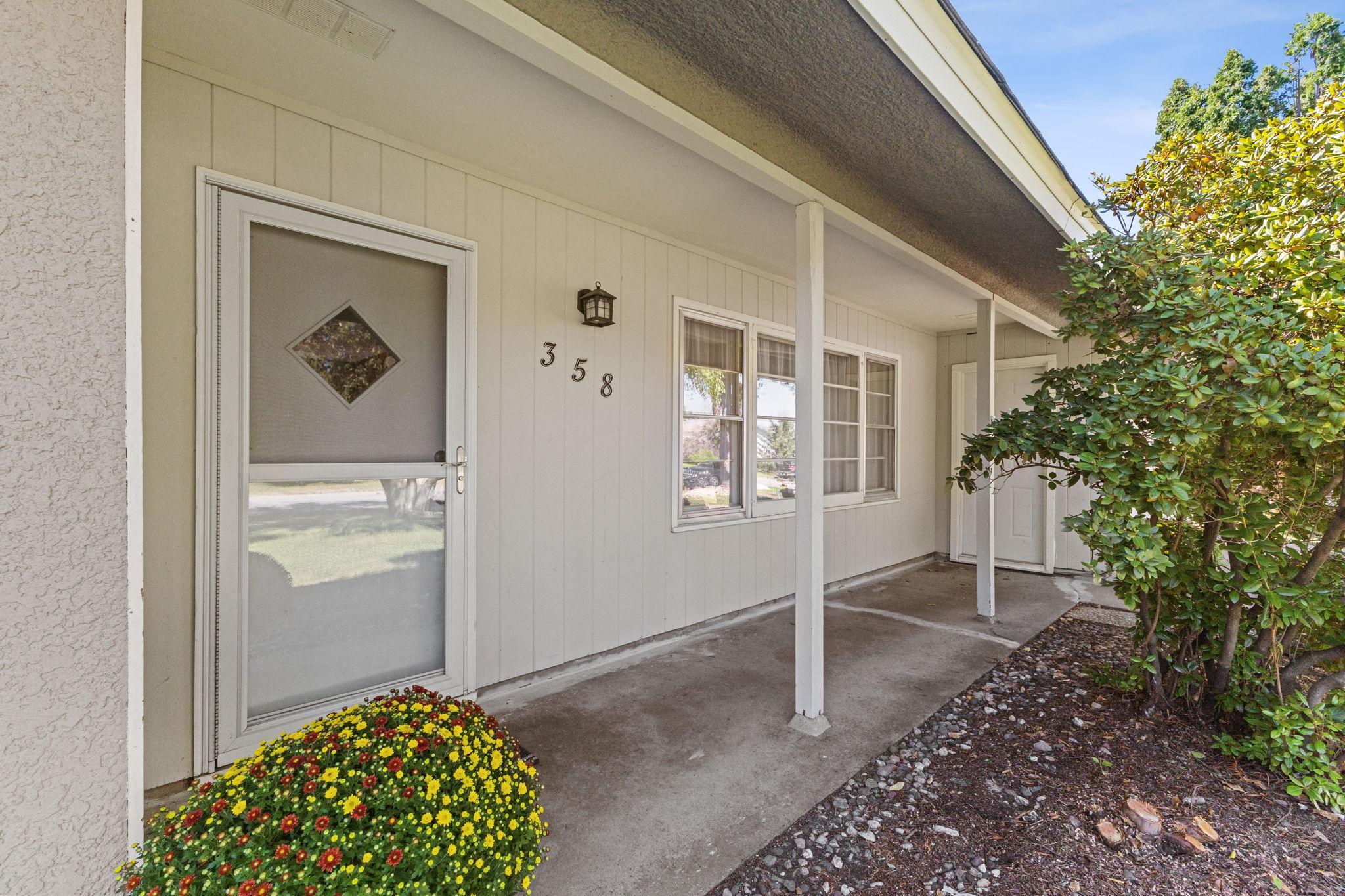358 Rosedale Road Northeast Spring Lake Park, MN 55432 - Photo 5 of 38 Gallery Image 5