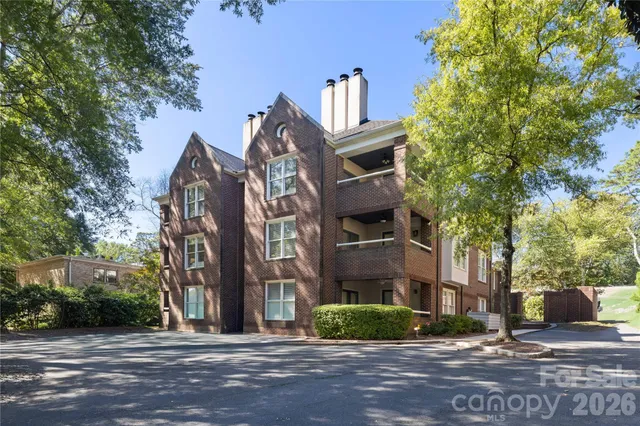 $487,500 | 2220 Roswell Avenue, Unit D, Charlotte, NC 28207