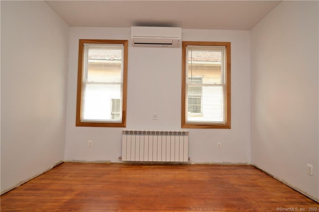 361 Gregory Street, Unit 1 Bridgeport, CT 06604 - Photo 17 of 35