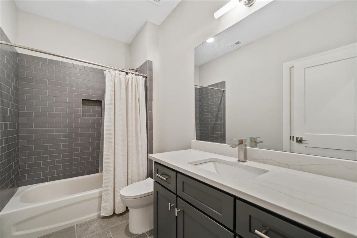409 Shambala Drive Collierville, TN 38017 - Photo 28 of 37