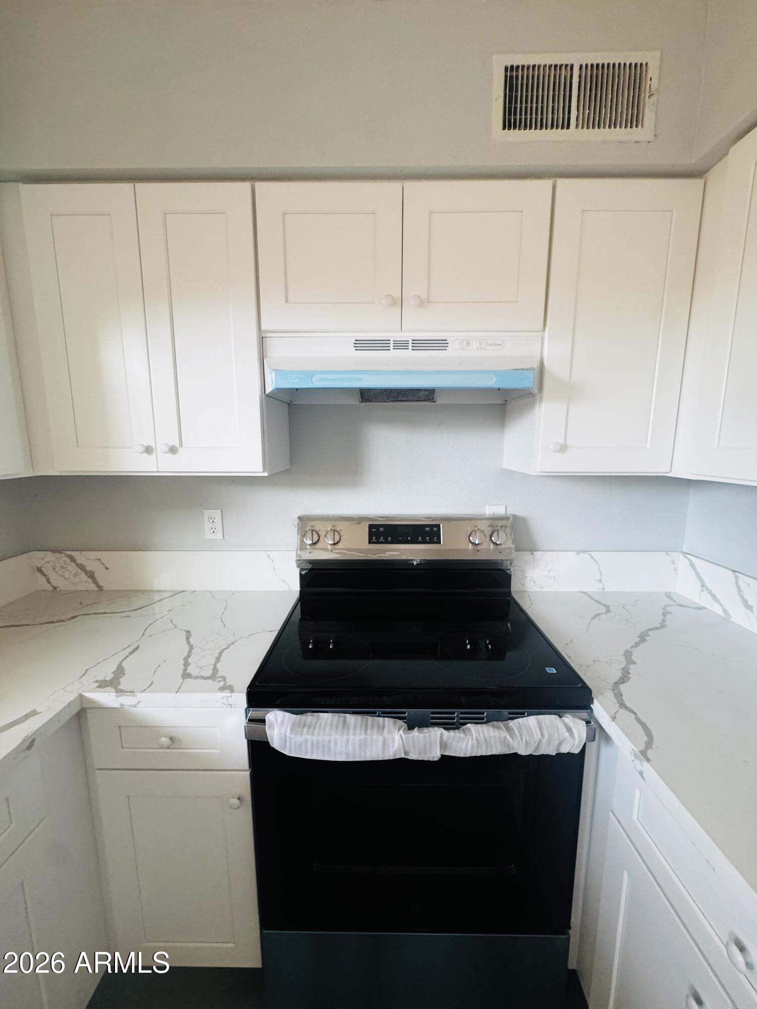 4625 West Thomas Road, Unit 83 Phoenix, AZ 85031 - Photo 7 of 18