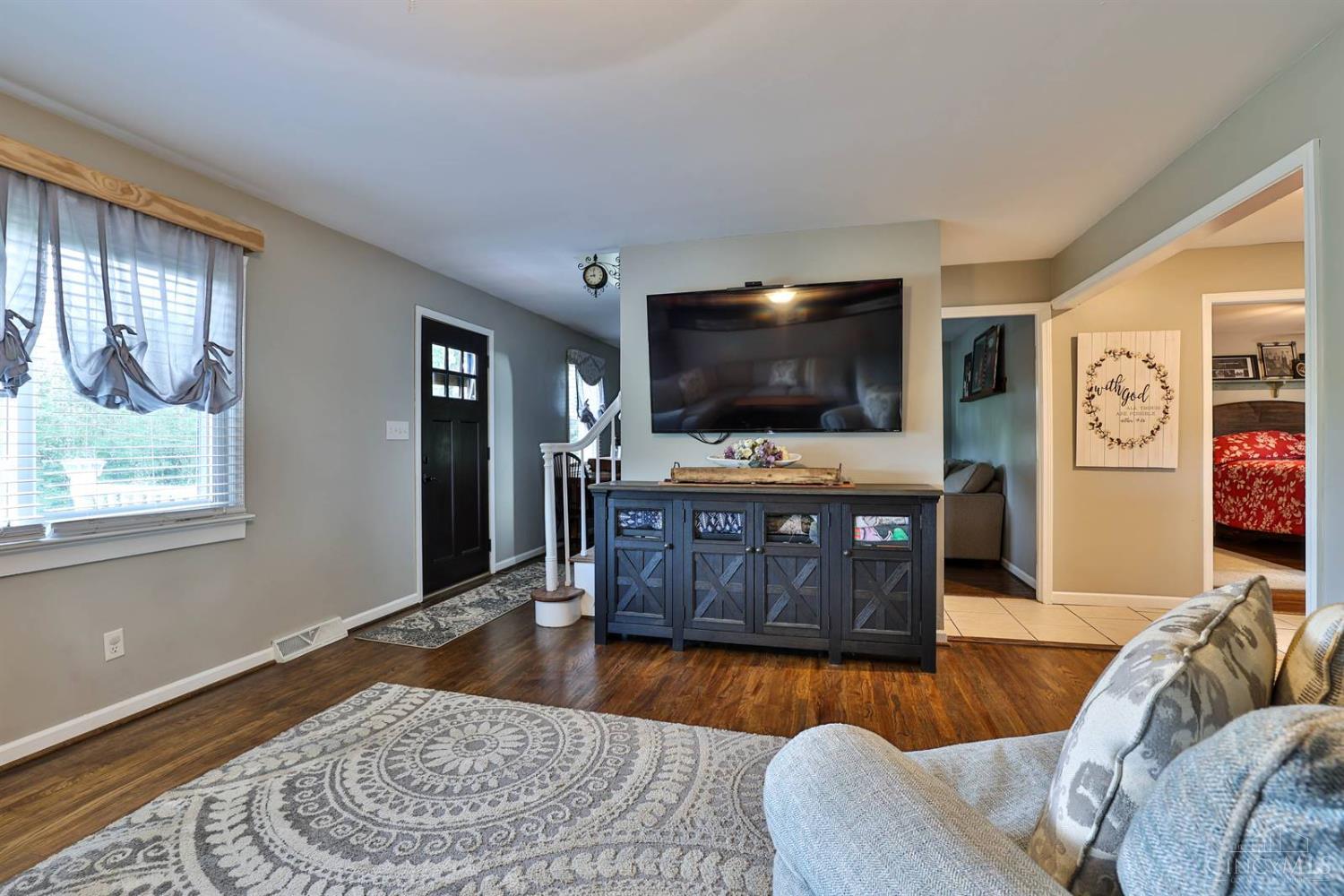 10046 Brehm Road Cincinnati, OH 45252 - Photo 7 of 29 Gallery Image 7