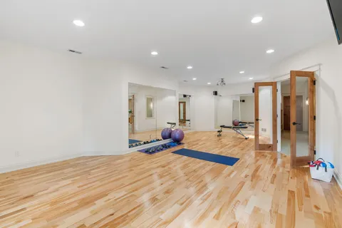$1,995,000 | 710 Shadyview Lane North, Plymouth, MN 55447
