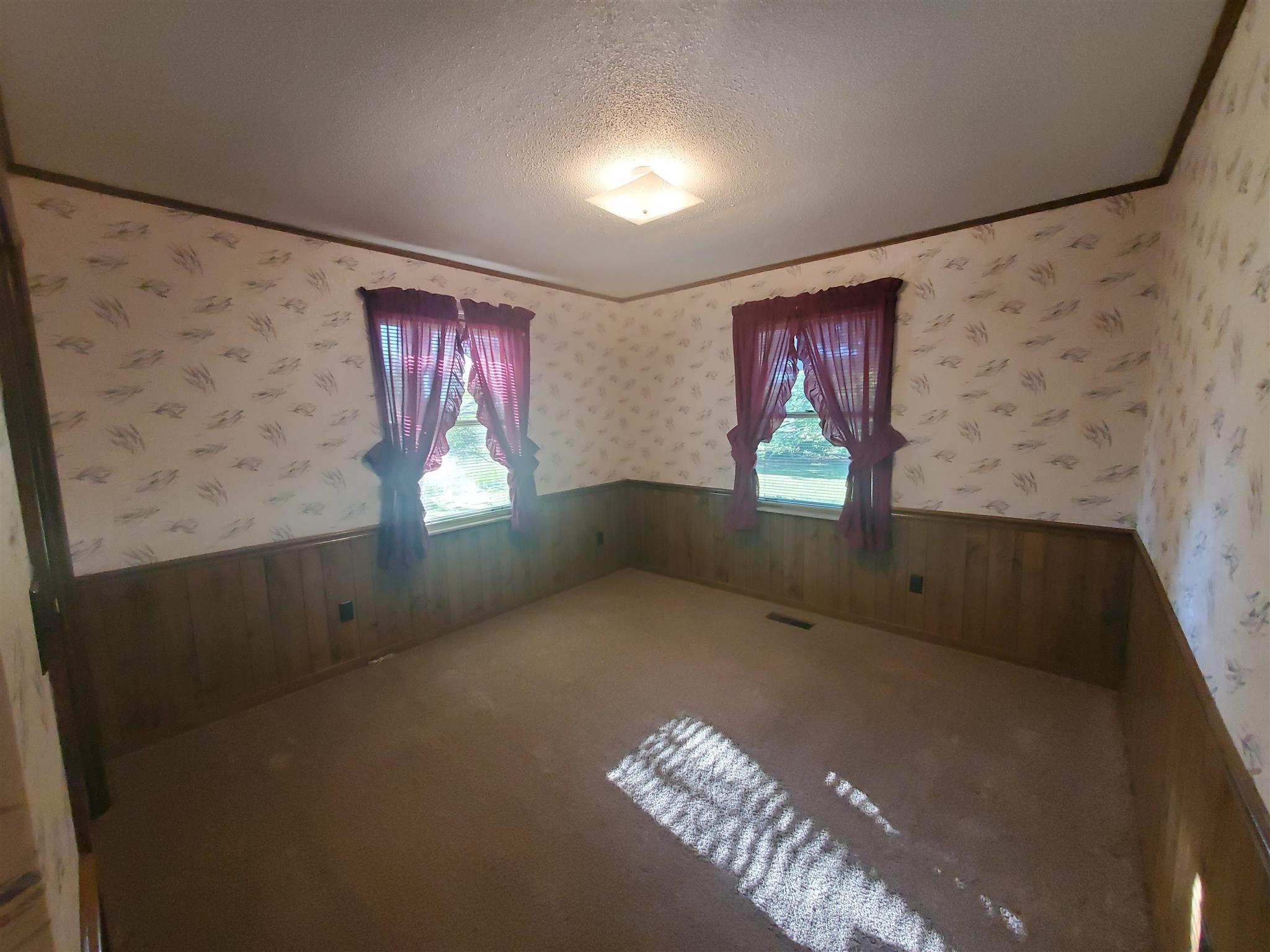 2415 Meier Road Evansville, IN 47720 - Photo 12 of 36 Gallery Image 12