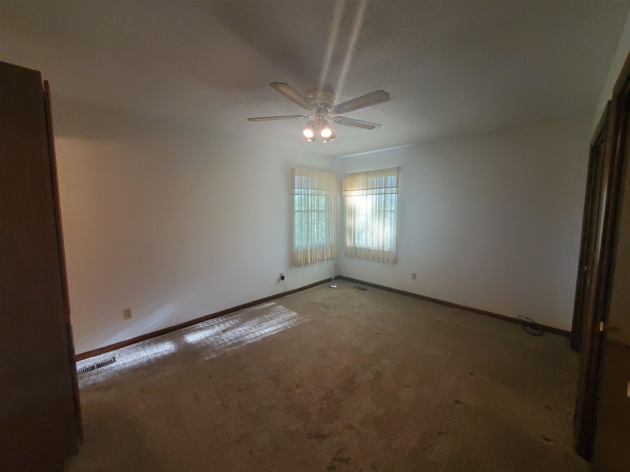 2415 Meier Road Evansville, IN 47720 - Photo 13 of 36 Gallery Image 13